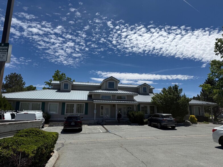 More Photos Of 970 Caughlin Crossing, Reno Medical For Sale