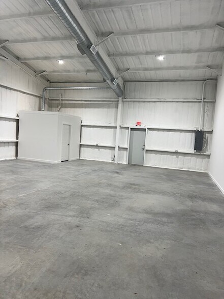 More Photos Of 1184 Bozman rd, Wylie Light Distribution For Lease