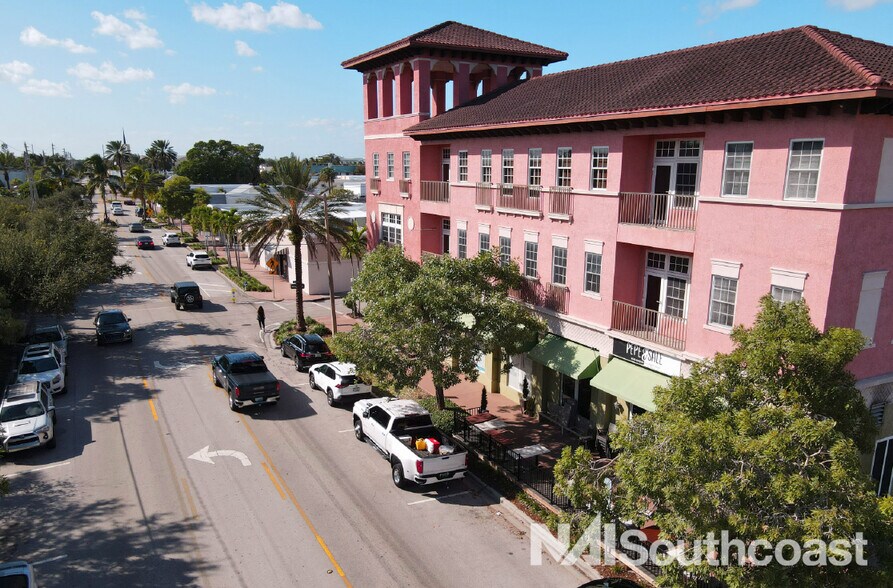 More Photos Of 101 SE Ocean Blvd, Stuart Apartments For Sale