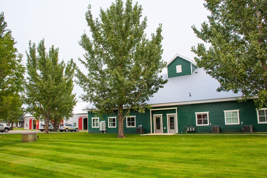 More Photos Of 4844 Rocking Horse Cir S, Fargo Office For Lease