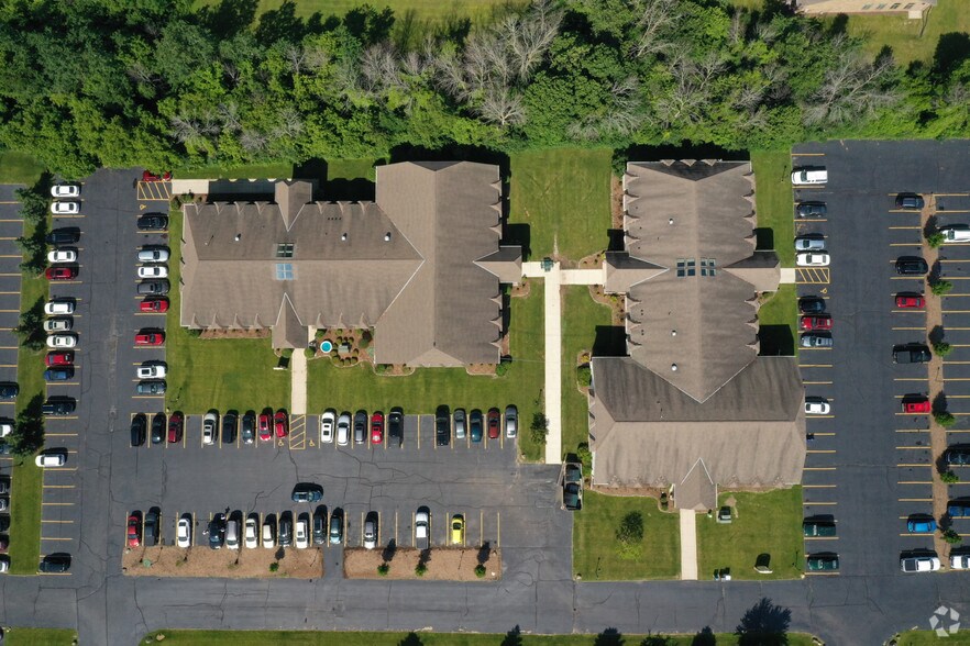 More Photos Of W175N11163 Stonewood Dr, Germantown Medical For Lease