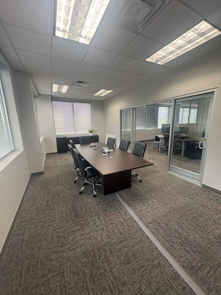 More Photos Of 1206 Pointe Centre Dr, Chattanooga Medical For Lease