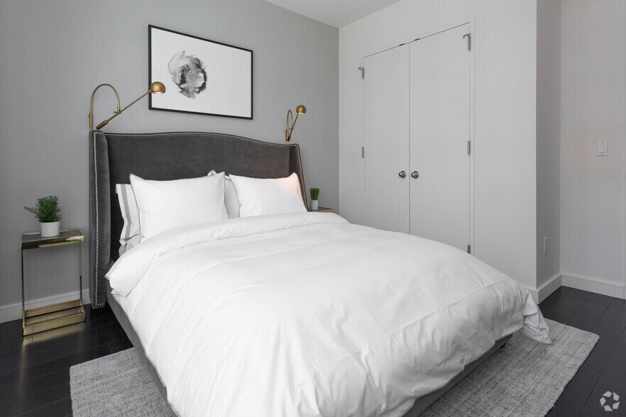 More Photos Of 199 2nd St, Mineola Apartments For Lease