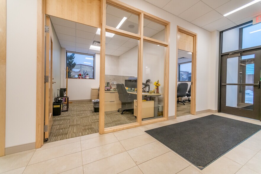 More Photos Of 100-106 S Main st, Ishpeming Bank For Sale