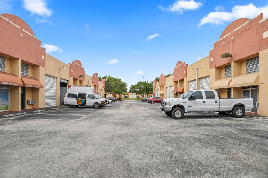 More Photos Of 12351 SW 128th Ct, Miami Warehouse For Sale
