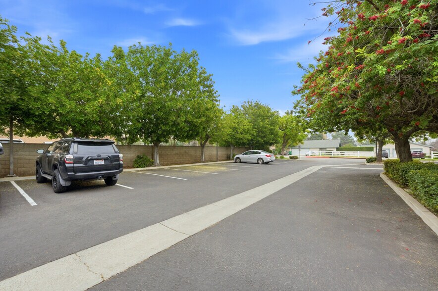 More Photos Of 910 N Amelia Ave, San Dimas Office For Lease