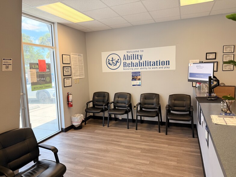 More Photos Of 309-313 W Bass St, Kissimmee Medical For Lease