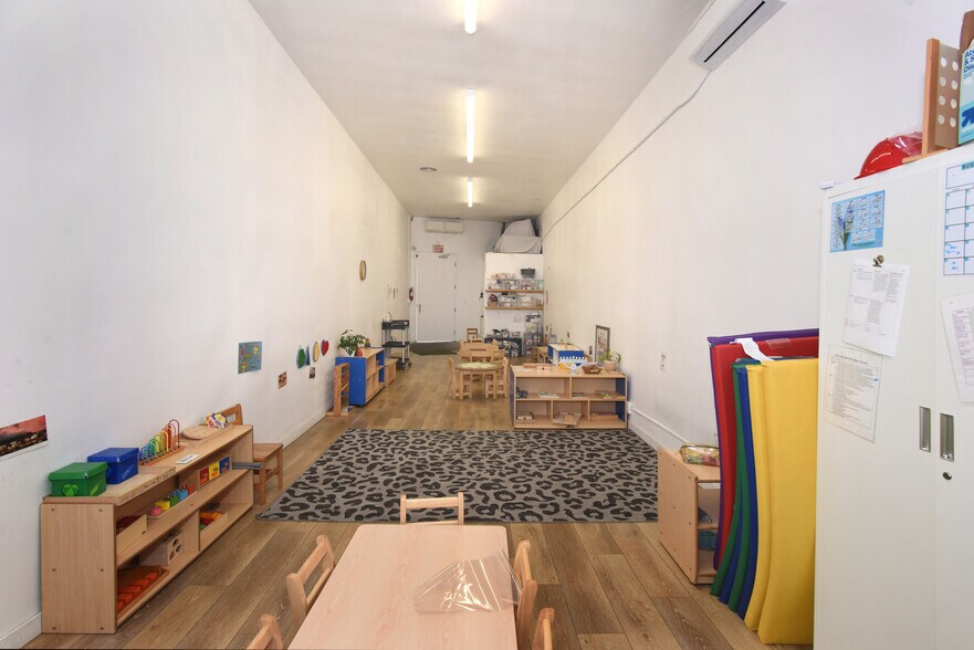 More Photos Of 1627 S La Cienega Blvd, Los Angeles Daycare Center For Sale
