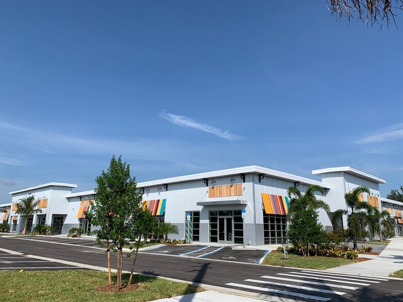 More Photos Of 28280 Old 41 Rd, Bonita Springs Mixed Retail For Lease