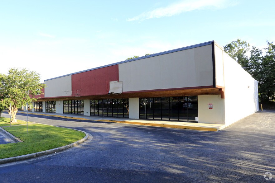 More Photos Of 975 Bacons Bridge Rd, Summerville Freestanding For Lease