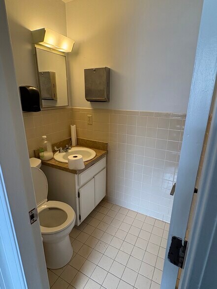 More Photos Of 3939 Houma Blvd, Metairie Medical For Sale