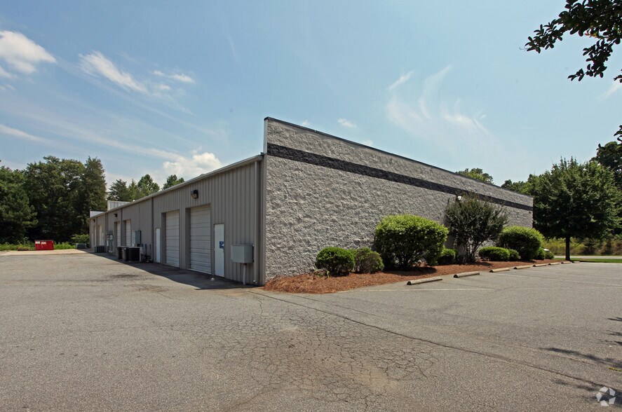 More Photos Of 8261 Highway 73 Hwy, Denver Warehouse For Lease