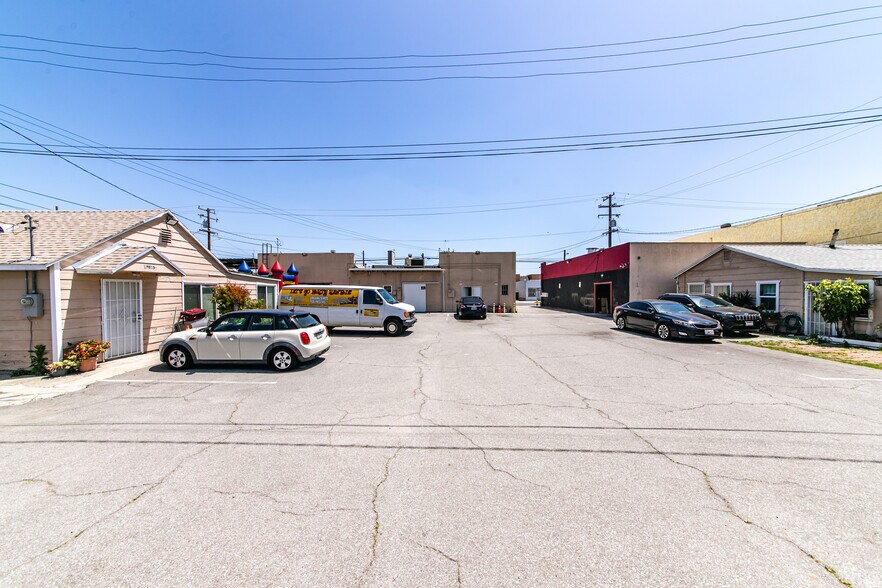 More Photos Of 17819-17827 Clark Ave, Bellflower Storefront Retail Residential For Sale