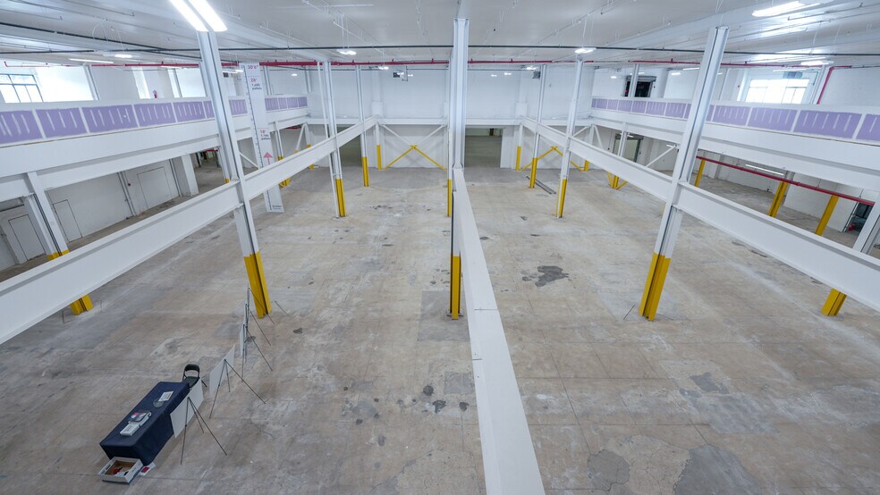 More Photos Of 845 E 136th St, Bronx Warehouse For Sale