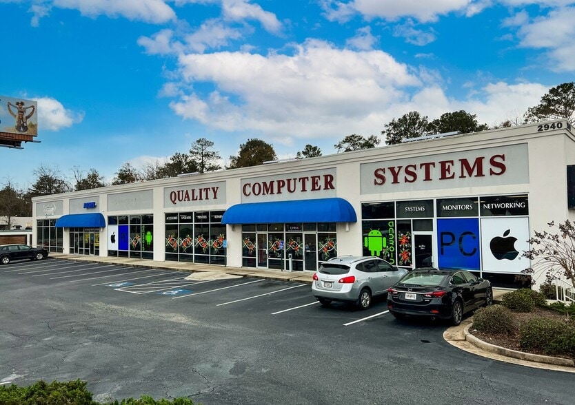 Primary Photo Of 2940 Riverside Dr, Macon-Bibb Storefront For Lease