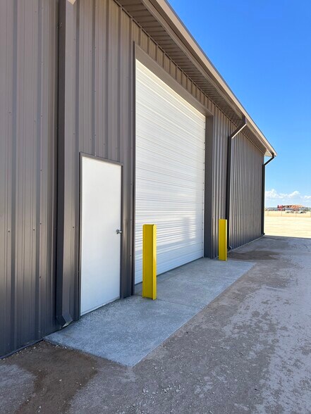 More Photos Of 1608 S County Road 1101, Midland Warehouse For Lease