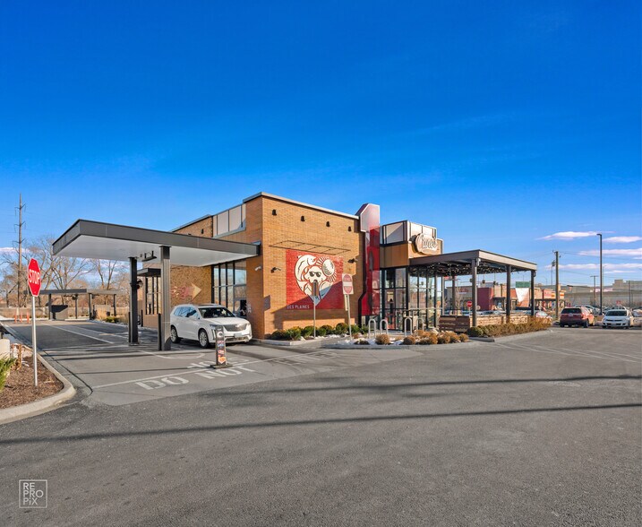 More Photos Of 2781 Mannheim Rd, Des Plaines Fast Food For Sale