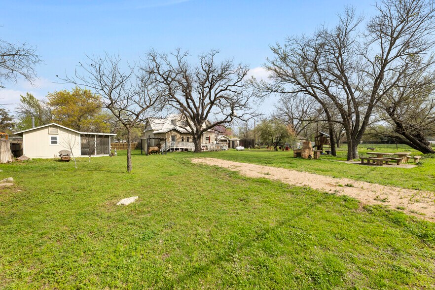 More Photos Of 3303 Ranch Road 1869, Liberty Hill Specialty For Sale
