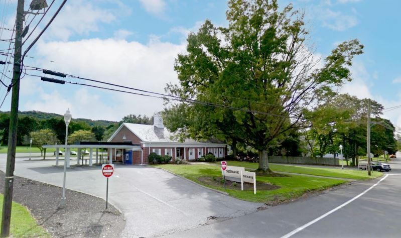 More Photos Of 155 Main St, Bloomsbury Office For Lease