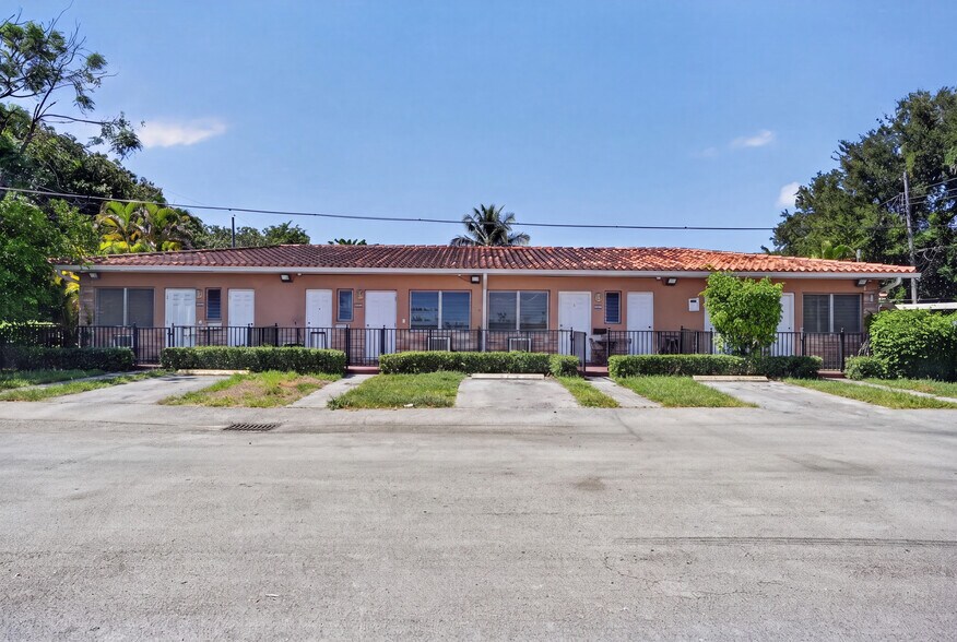 More Photos Of 140 SW 30th Ct, Miami Apartments For Sale