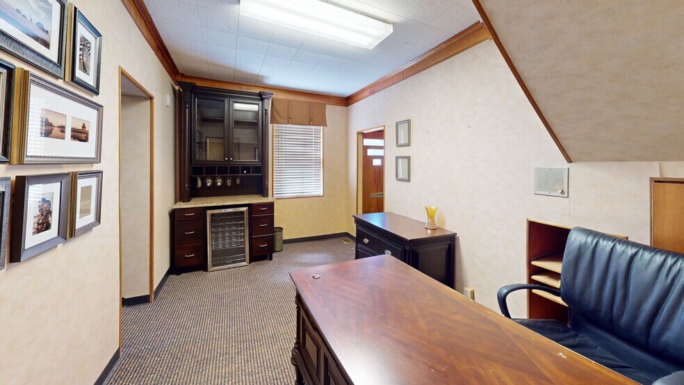 More Photos Of 228 W Ash St, Piqua Office For Sale