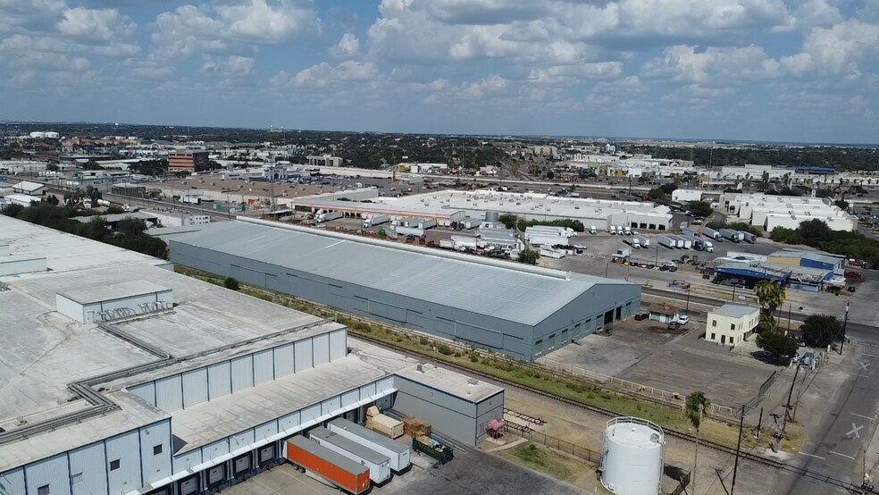 More Photos Of 1502 Island St, Laredo Warehouse For Lease