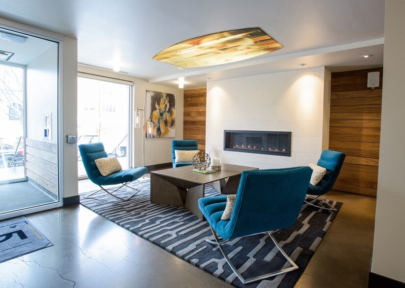 More Photos Of 2424-2434 W Caithness Pl, Denver Apartments For Lease