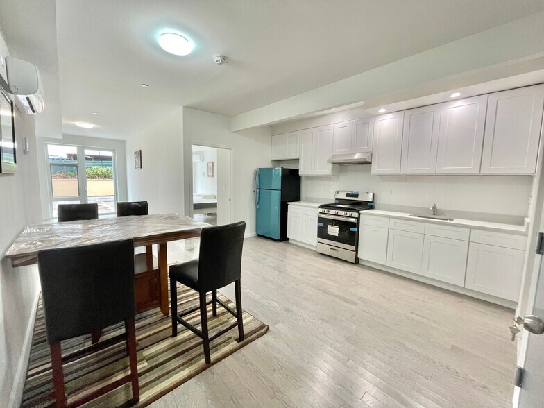 More Photos Of 150-30 12th Ave, Whitestone Apartments For Sale