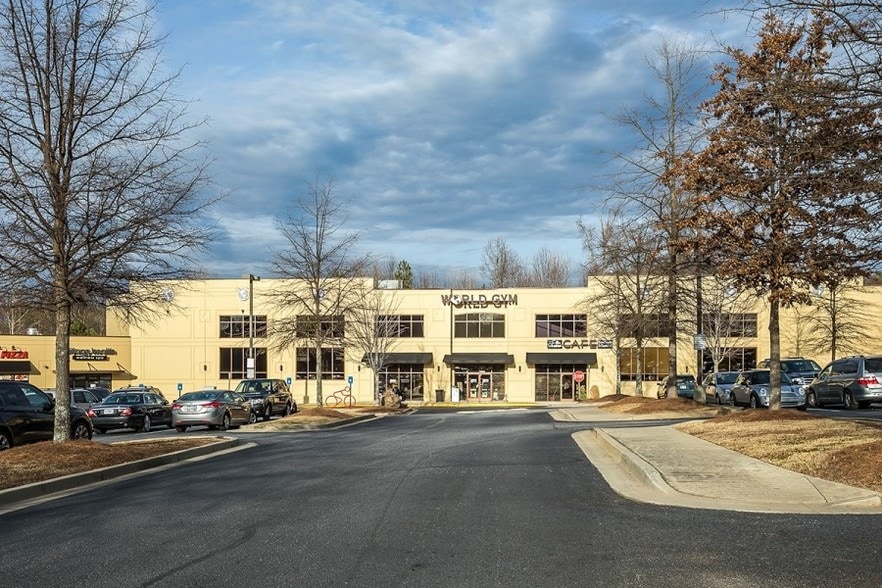 More Photos Of 4425 S Cobb Dr, Smyrna General Retail For Lease