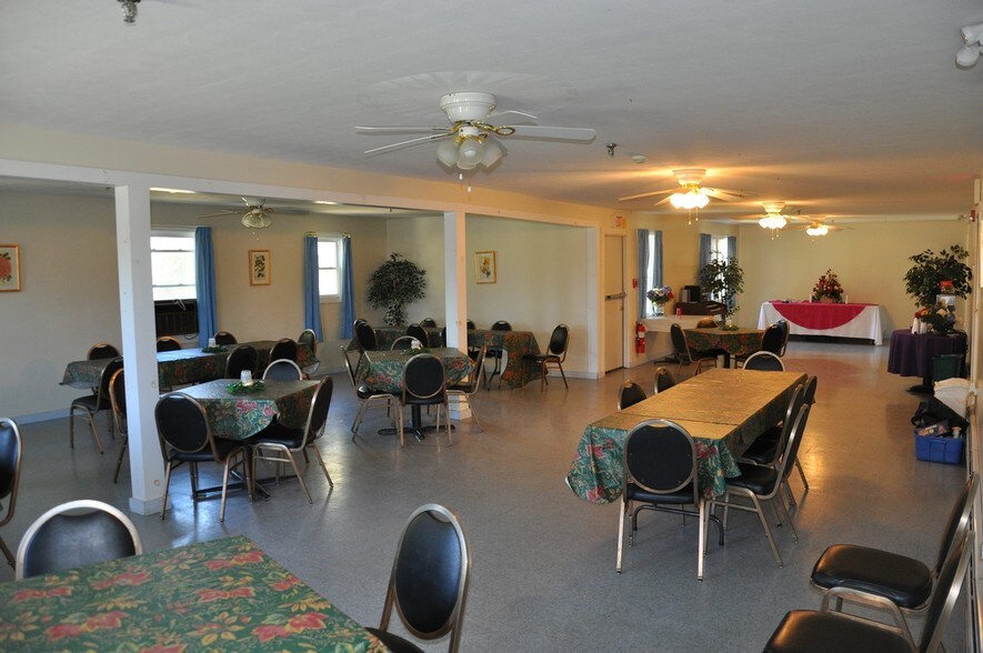 More Photos Of 2 Mclean Rd, Mclean Restaurant For Sale