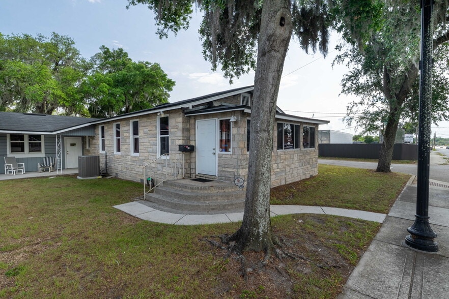 More Photos Of 6108 Arlington Rd, Jacksonville Office For Sale