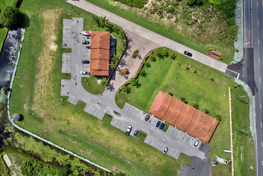 More Photos Of 2105 US 27 S, Lake Placid Apartments For Sale