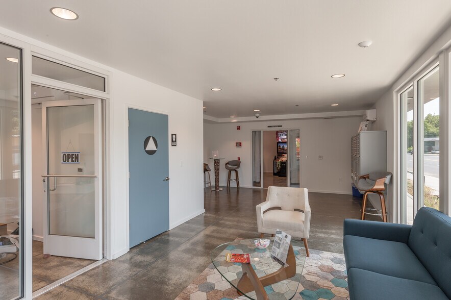 More Photos Of 1033 W 5th St, Chico Apartments For Sale