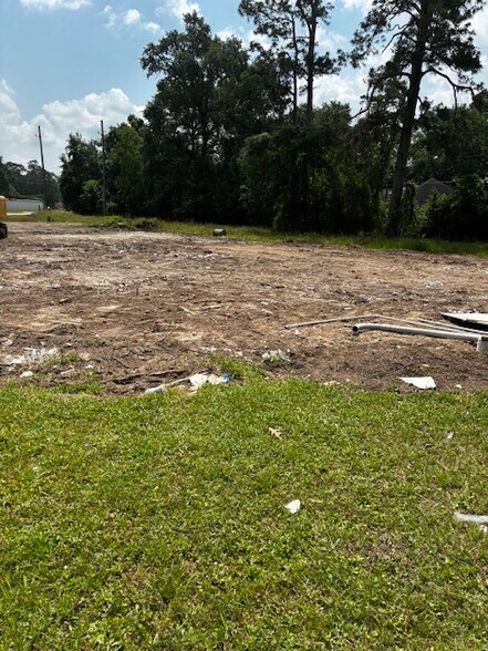 More Photos Of 14135 Huffmeister Rd, Cypress Freestanding For Lease