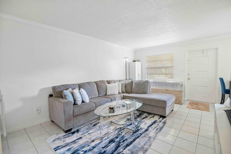 More Photos Of 1545 Miami Rd, Fort Lauderdale Apartments For Sale