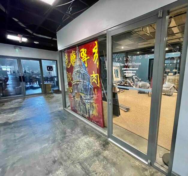 More Photos Of 690 Miami Cir NE, Atlanta Storefront For Lease