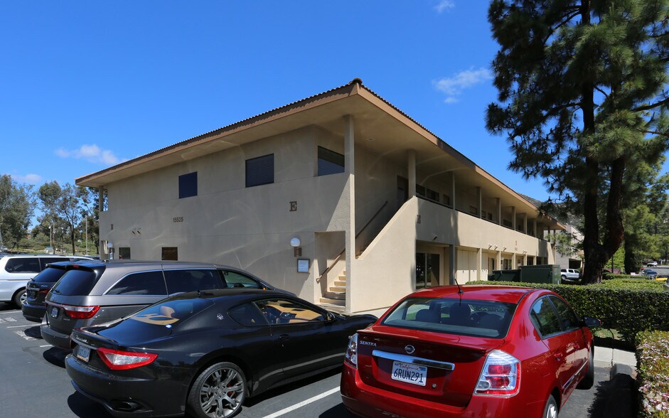 More Photos Of 15525 Pomerado Rd, Poway Office For Sale