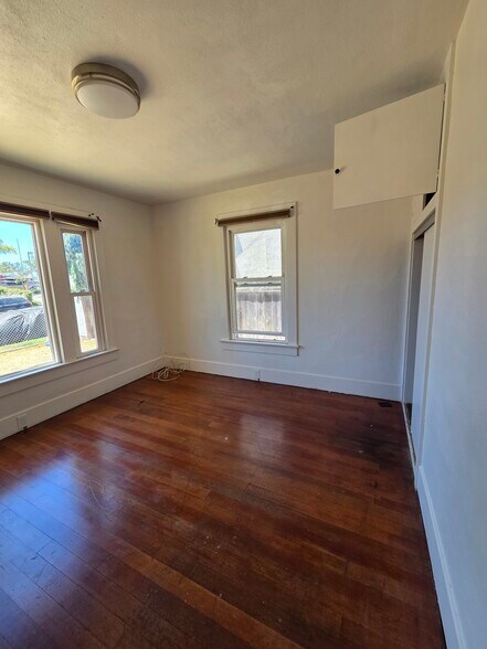 More Photos Of 4263 Chamoune Ave, San Diego Apartments For Sale