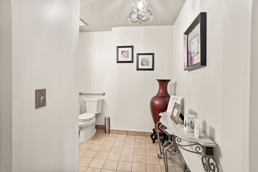More Photos Of 1852 Chews Landing Rd, Blackwood Freestanding For Sale