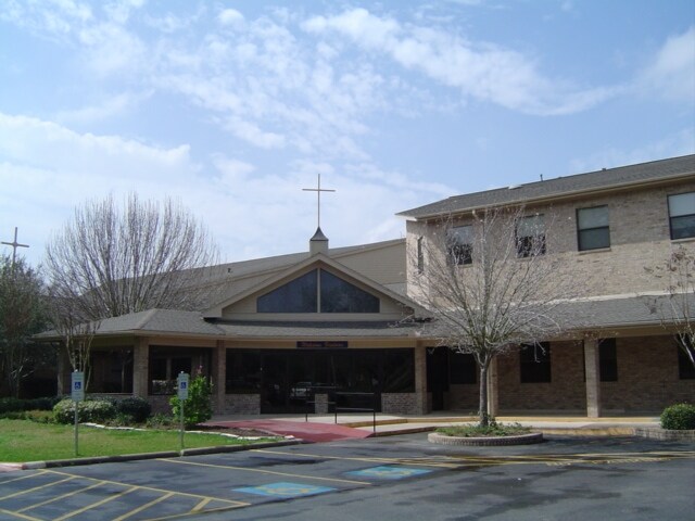 More Photos Of 8101 Senate St, Houston Religious Facility For Lease