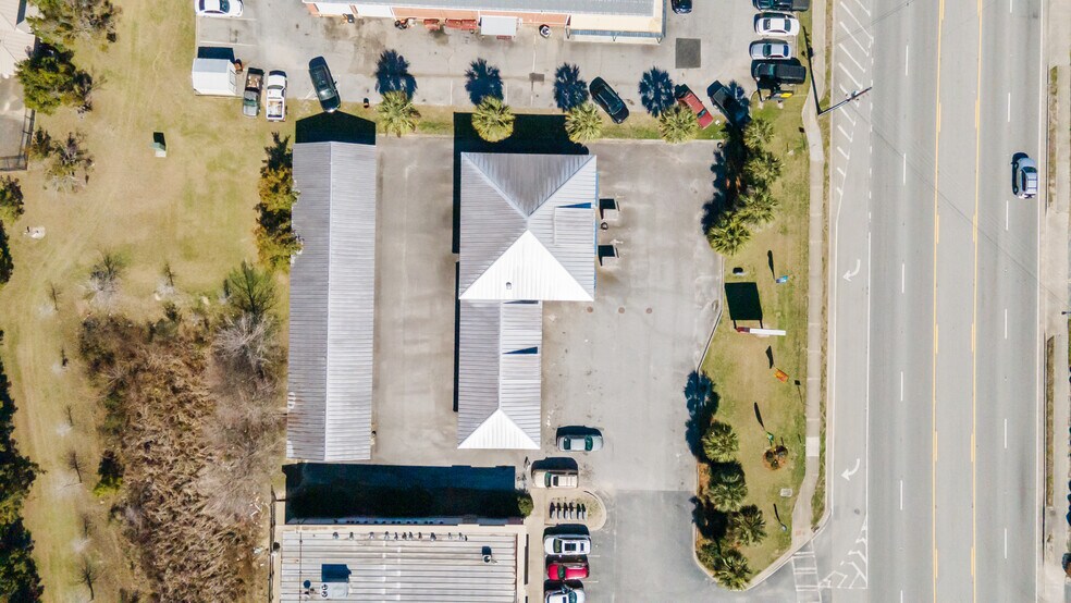 More Photos Of 1065 W Oglethorpe Hwy, Hinesville Carwash For Sale