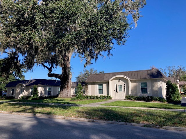 Primary Photo Of 305 N Jackson St, Bartow Office For Sale