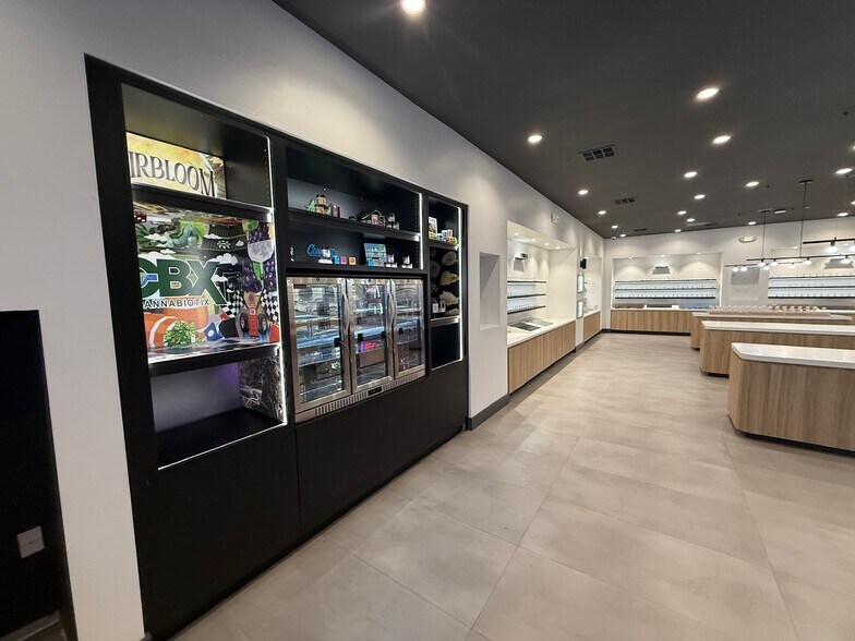 More Photos Of 2301 Newport Blvd, Costa Mesa Medical For Sale