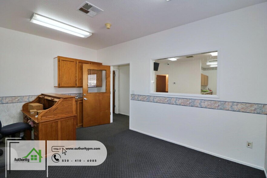 More Photos Of 1849 Keystone Ct, Redding Specialty For Lease