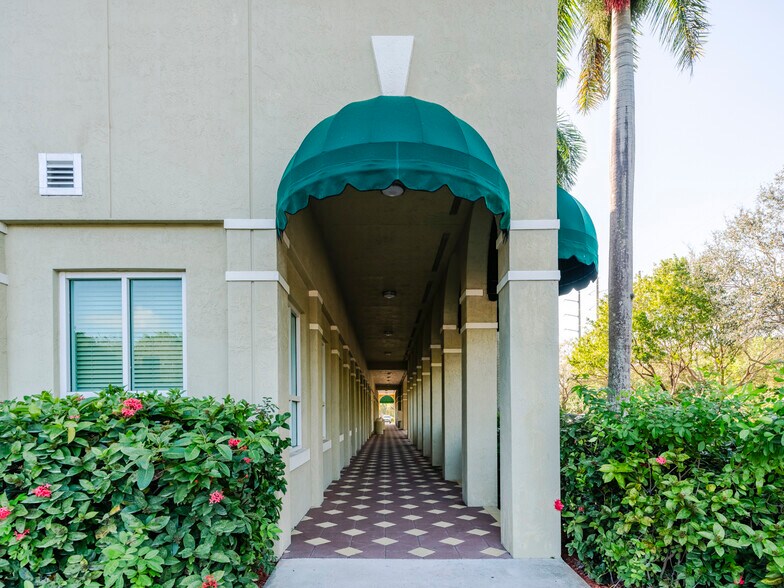 More Photos Of 21020 State Road 7, Boca Raton Medical For Sale