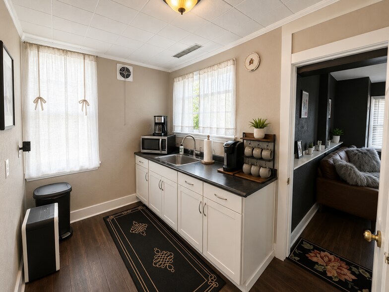 More Photos Of 119 Arch Ave, Greensburg Office For Sale