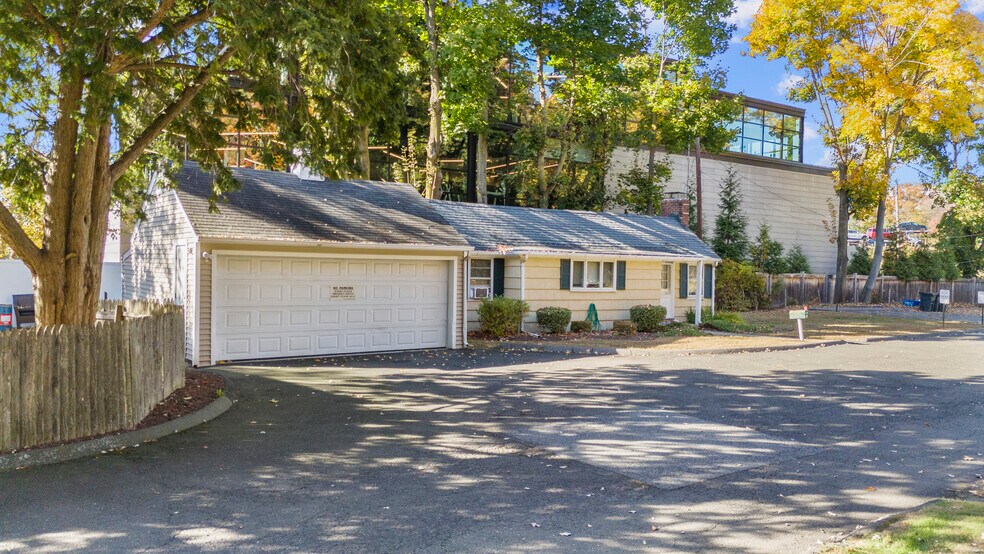 More Photos Of 204 Old Post Rd, Southport Warehouse For Sale