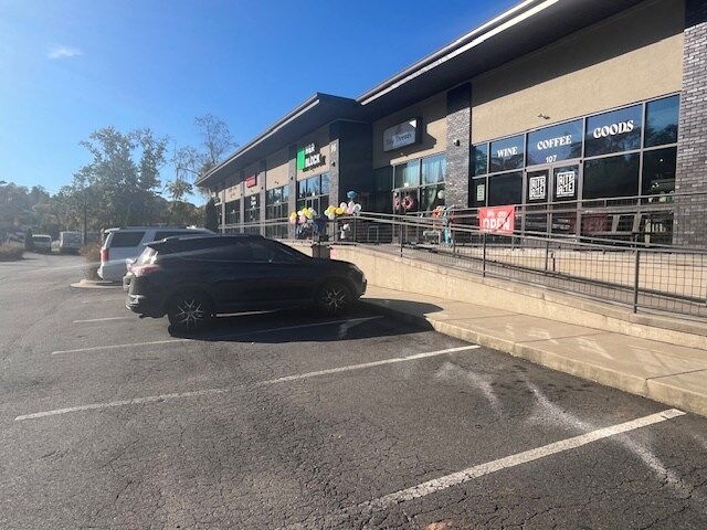 More Photos Of 96 Weaverville Rd, Woodfin General Retail For Lease