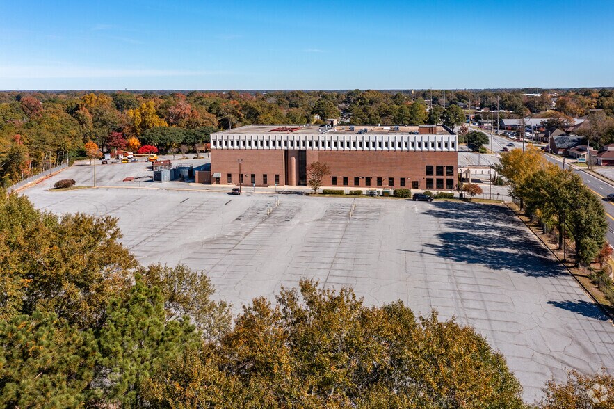 More Photos Of 2357 Warm Springs Rd, Columbus Medical For Lease