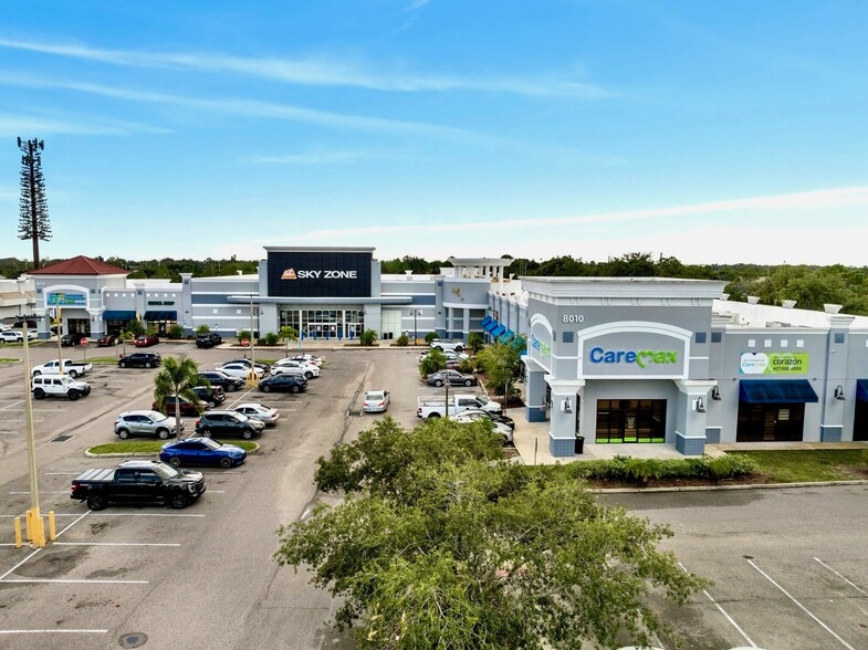 More Photos Of 7810 W Colonial Dr, Orlando Unknown For Lease